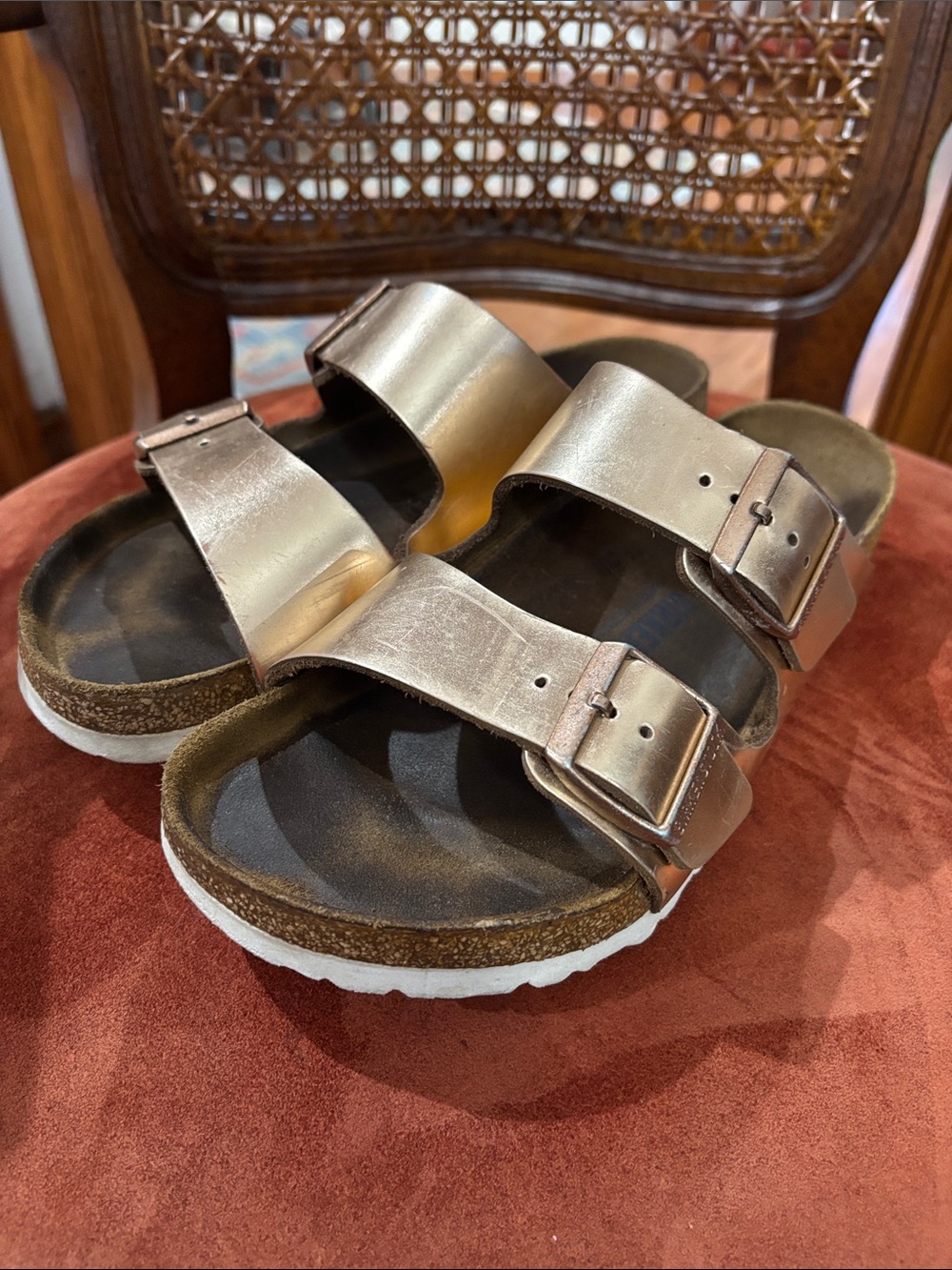 Womens Metallic Rose Gold Double-Strap Slide Sandals